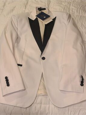 White Tuxedo Jacket with Black Satin Lapel - Classic Men's Blazer size L